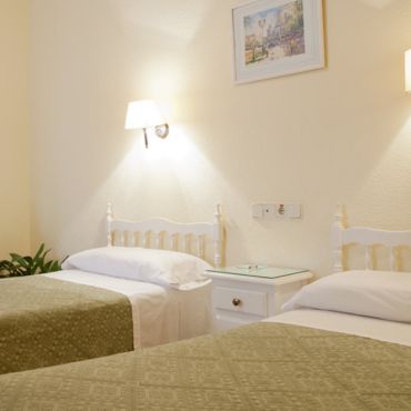 Tarifas Hostal Los Alpes